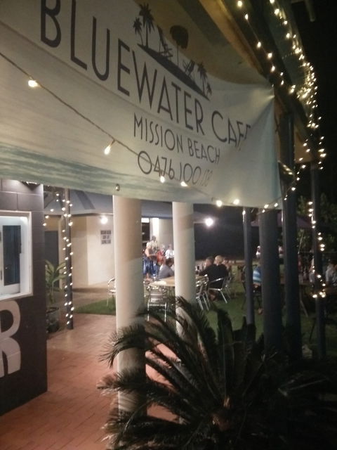 Bluewater Cafe - Grafton Accommodation 4