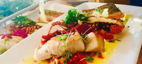 Flutes Restaurant - Grafton Accommodation 1