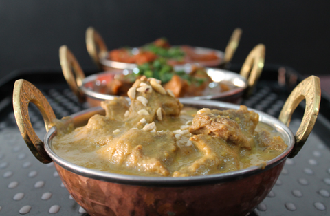 Aromas Of India Restaurant - Grafton Accommodation 2