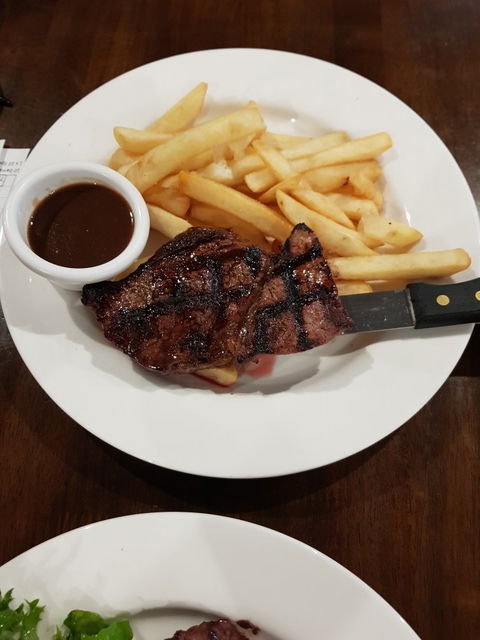 Parap Tavern - Grafton Accommodation 5
