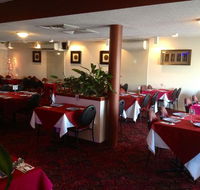 Hot Wok - Grafton Accommodation