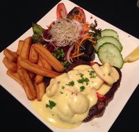 Palms Restaurant - Grafton Accommodation