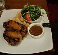 Graziers Steakhouse at The Greenwood Hotel - Grafton Accommodation