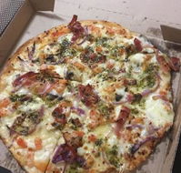 Domino's Pizza Doubleview - Grafton Accommodation