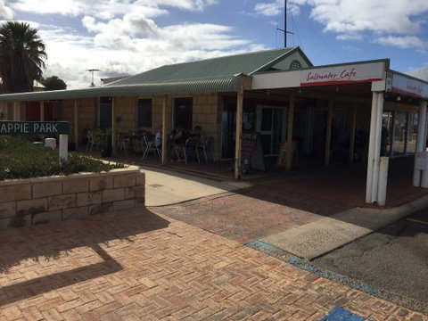 Salt Water Cafe - Grafton Accommodation 0