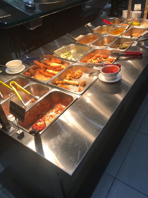 Queen Bee Indonesian And Chinese Restaurant - Grafton Accommodation 9