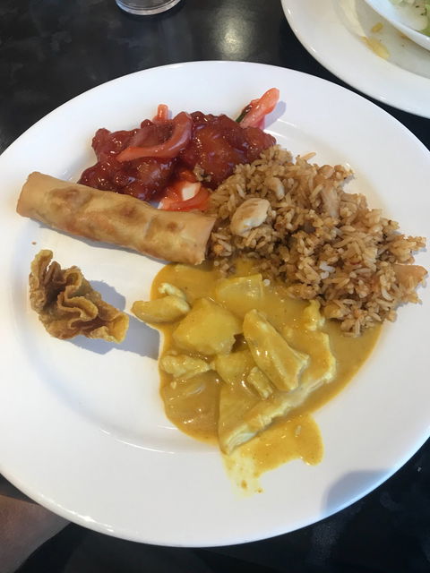 Queen Bee Indonesian And Chinese Restaurant - Grafton Accommodation 6