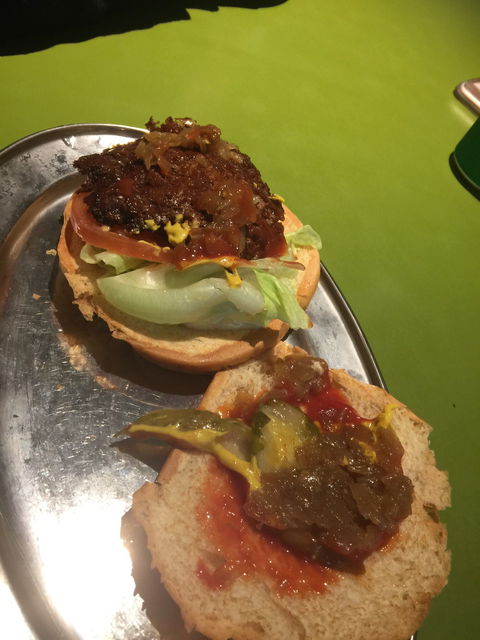 Nordburger - Grafton Accommodation 4