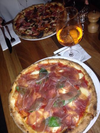 Julius Pizzeria - Grafton Accommodation 0