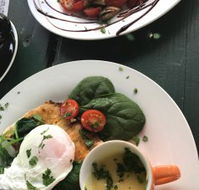 Drift in Cafe - Grafton Accommodation