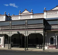 Warwick Hotel - Grafton Accommodation