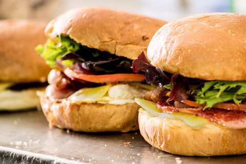 Satisfaction Bakery - Grafton Accommodation 0