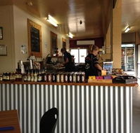 The Girls' Coffee Bar - Grafton Accommodation