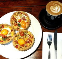 Amici Bakery Cafe - Grafton Accommodation
