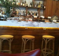 Globe Cafe - Grafton Accommodation