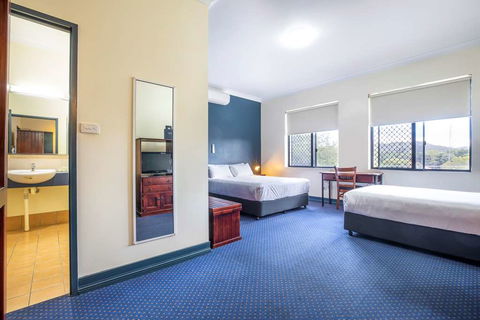 Atherton Hotel - Grafton Accommodation 4
