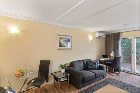 The Peninsula Riverside Apartments - Grafton Accommodation 5