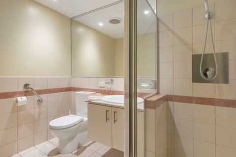 The Peninsula Riverside Apartments - Grafton Accommodation 12