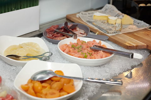 Crowne Plaza Canberra - Grafton Accommodation 12