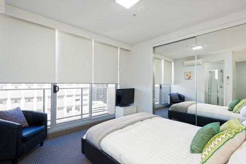 Astra Apartments North Sydney - Grafton Accommodation 12