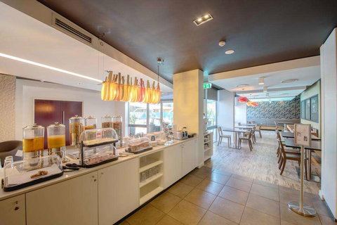 Royal Pacific Hotel - Grafton Accommodation 1