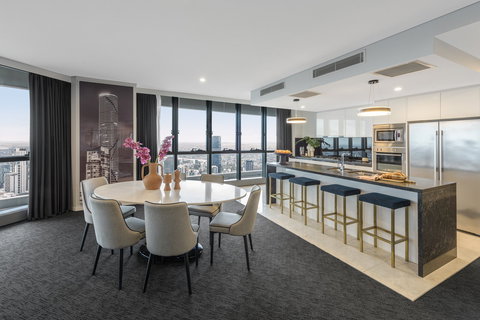 Meriton Suites Herschel Street, Brisbane - Grafton Accommodation 3