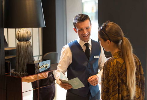 Mayfair Hotel - Grafton Accommodation 1