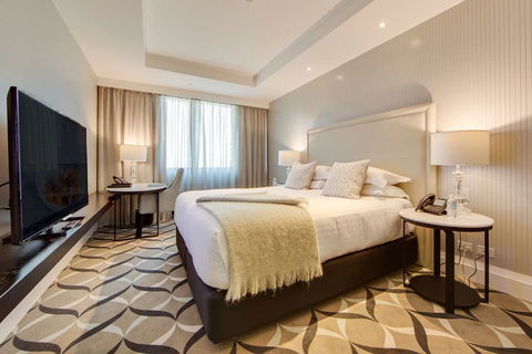 Mayfair Hotel - Grafton Accommodation 4