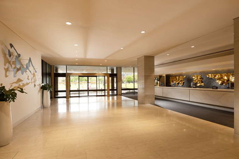 Hilton Adelaide - Grafton Accommodation 2