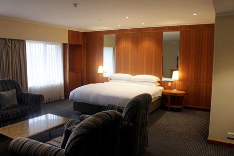Hilton Adelaide - Grafton Accommodation 3