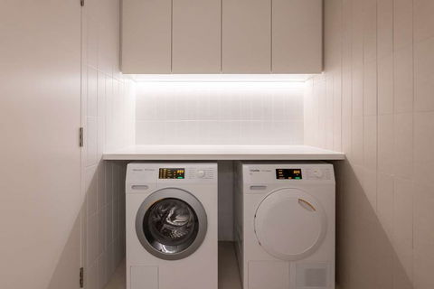 Hilton Adelaide - Grafton Accommodation 17