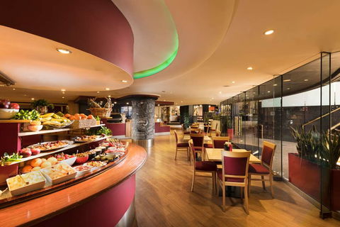 Stamford Plaza Adelaide - Grafton Accommodation 9