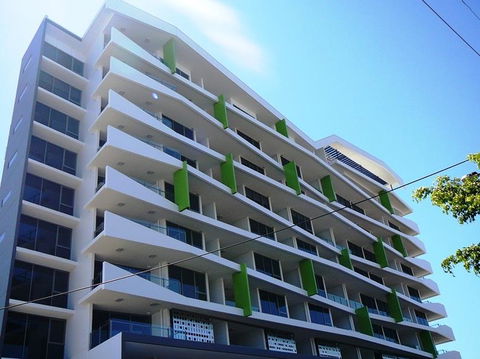 Code Apartments - Grafton Accommodation 6