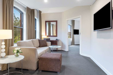 Amora Hotel Riverwalk Melbourne - Grafton Accommodation 12