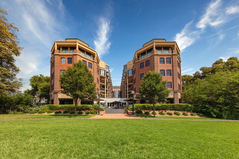 Amora Hotel Riverwalk Melbourne - Grafton Accommodation 0