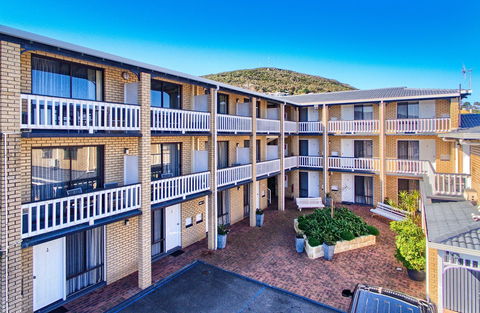 Albany Motel & Apartments - Grafton Accommodation 2