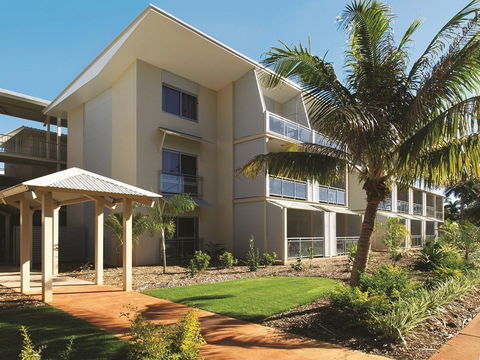 Oaks Broome - Grafton Accommodation 0
