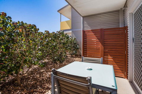 Onslow Beach Resort - Grafton Accommodation 1
