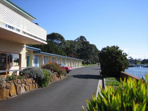 The Waterfront Wynyard - Grafton Accommodation 0