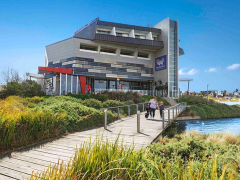Mercure Melbourne Caroline Springs - Grafton Accommodation 1