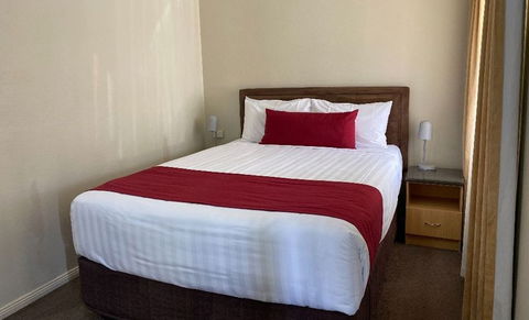 Ashton Townhouse Motel & Suites Tumut - Grafton Accommodation 1
