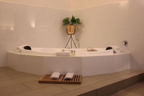 Swan Hill Resort - Grafton Accommodation 8