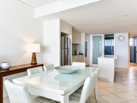 Grand Mercure Apartments Bargara - Grafton Accommodation 3