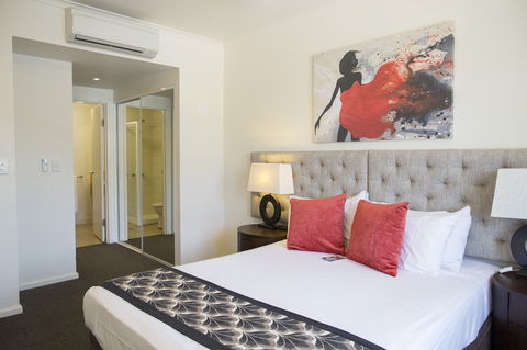 Metro Advance Apartments & Hotel - Grafton Accommodation 7