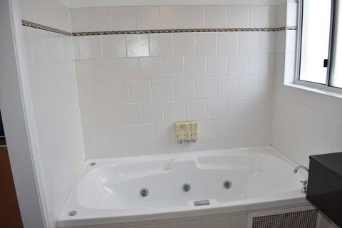 Best Western Coachman's Inn Motel - Grafton Accommodation 13