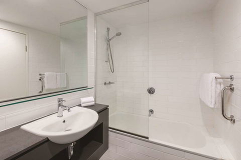 Vibe Hotel Darwin Waterfront - Grafton Accommodation 5
