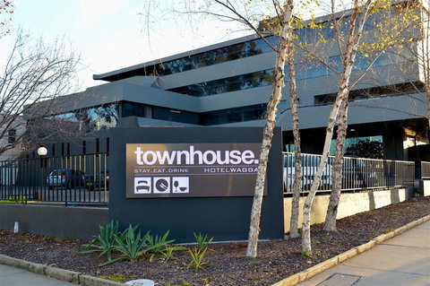 Townhouse Hotel, Wagga - Grafton Accommodation 0
