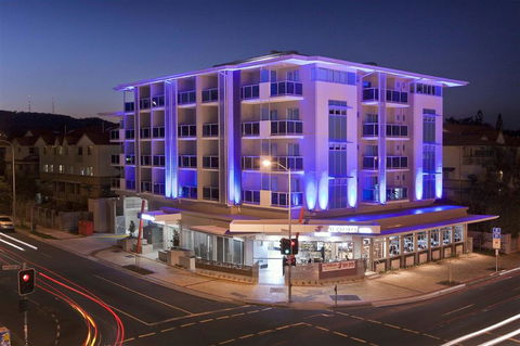 Jephson Hotel - Grafton Accommodation 0