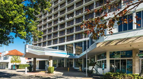 Pacific Hotel Cairns - Grafton Accommodation 1