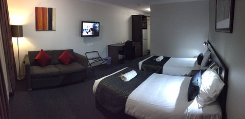 Country Comfort Hunts Liverpool - Grafton Accommodation 1